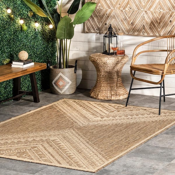 Landry Aztec Beige 6 ft. 7 in. x 9 ft. Indoor/Outdoor Patio Area Rug