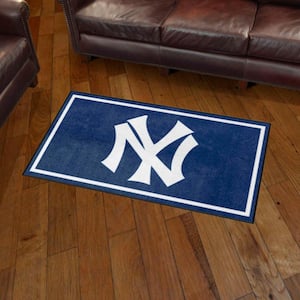 New York Yankees 3ft. x 5ft. Plush Area Rug