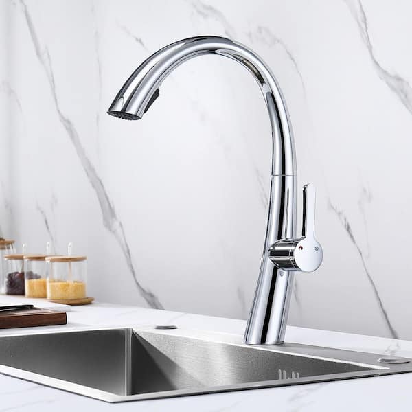 Single Handle Pull Out Sprayer Kitchen Faucet 1.5 GPM in Chrome