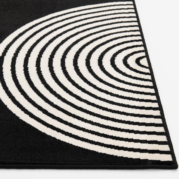 Tecopa Milburm Black 5 ft. 3 in. x 7 ft. 3 in. Geometric Polypropylene Indoor/Outdoor Area Rug