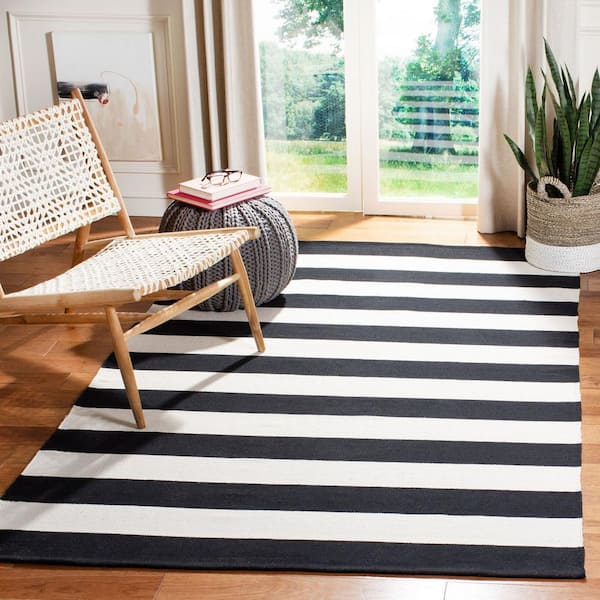 Montauk Black/Ivory 8 ft. x 8 ft. Square Striped Area Rug