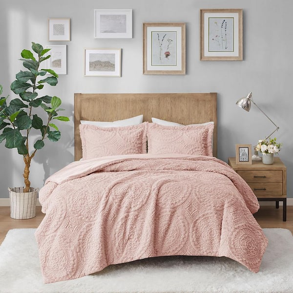 Madison Park Nova Polyester Blush Faux Fur Full/Queen Comforter Set