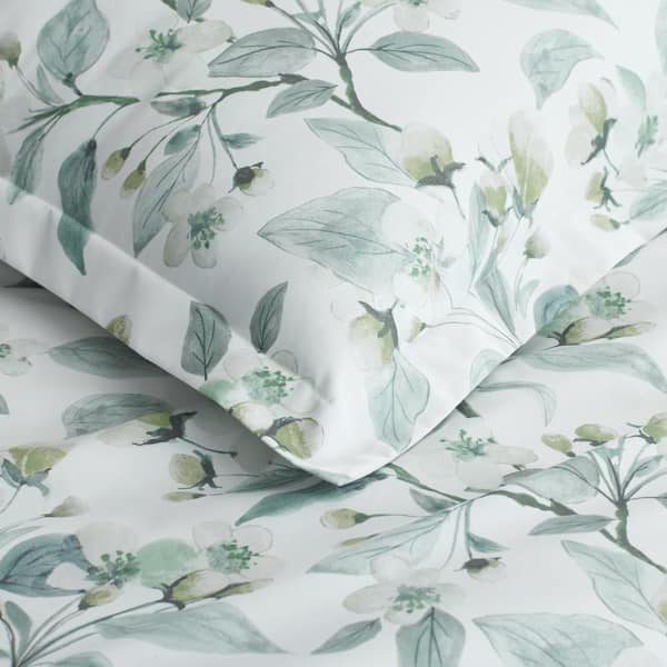 Legends Hotel Floral Muse Wrinkle-Free White Multi Sateen King Flat Sheet