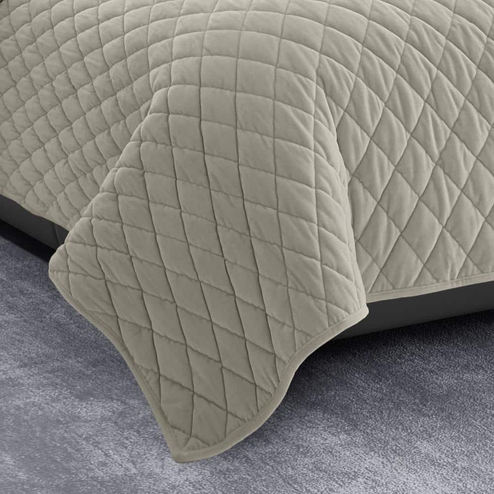 Putty Velvet Reversible Queen Quilt Set with Shams