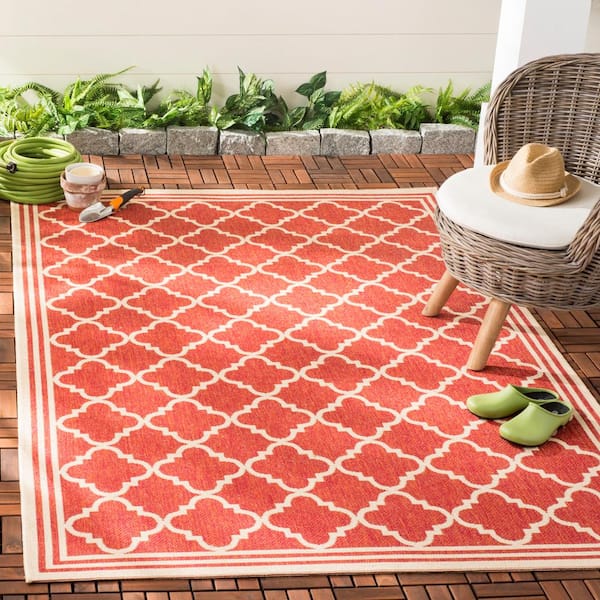 https://images.thdstatic.com/productImages/f51a5d4c-4beb-4141-be38-dc44a9796999/svn/red-cream-safavieh-outdoor-rugs-bhs121q-9-e1_600.jpg