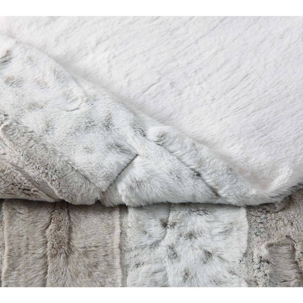 Oversized Snow Leopard Faux Fur Reversible Throw Blanket
