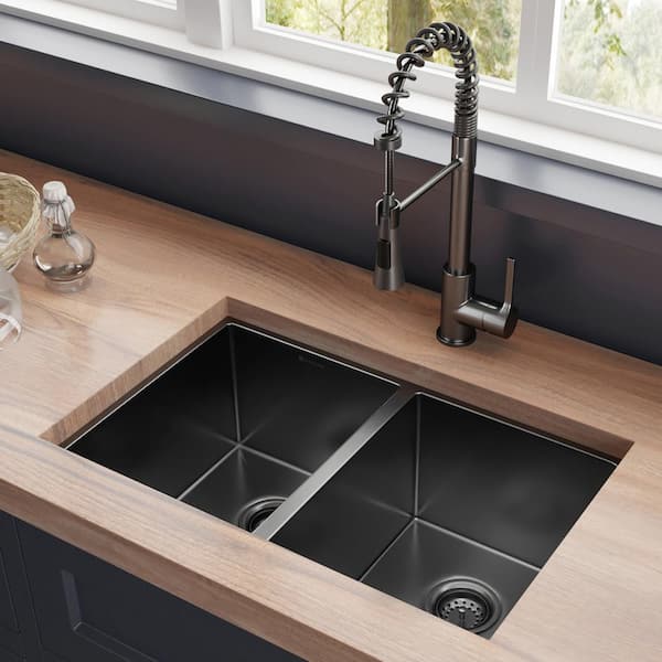 https://images.thdstatic.com/productImages/f524d470-e67d-4daa-a0d1-033db603d061/svn/gunmetal-black-glacier-bay-undermount-kitchen-sinks-acs3118a2-f-fa_600.jpg