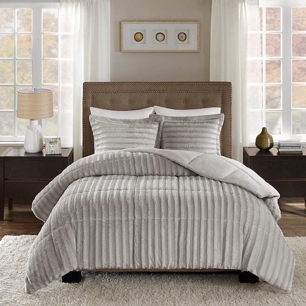 Madison Park York Polyester Grey Faux Fur Full/Queen Comforter Set
