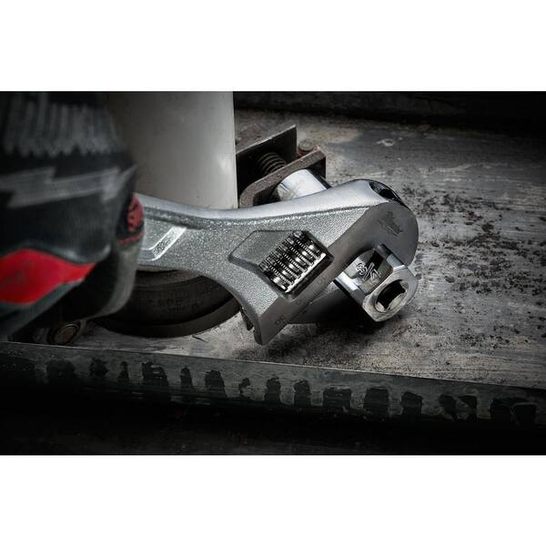 Milwaukee - 3/8 in. Drive Metric Ratchet & Socket Set (12-Piece)