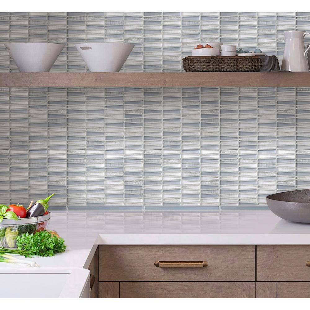 Apollo Tile 10 pack 0.6-in W x 12-in L Glass Glossy Pencil Liner Tile Trim (0.5 Sq ft/case)