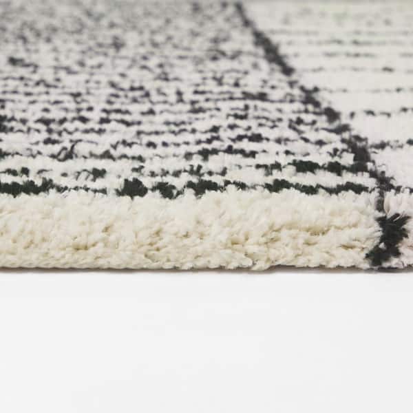 Seraphina Black 8 ft. x 10 ft. Area Rug