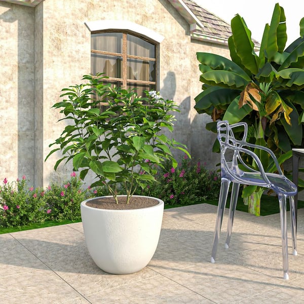 Leisuremod Dahlia Modern 17.5 in. White Fiberstone and Clay Tapered Round Planter for Indoor and Outdoor