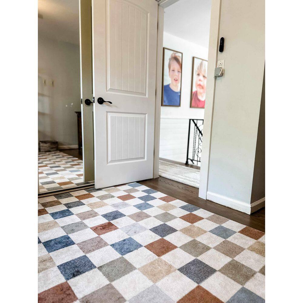 Alia Blue and Tan Checkered Washable Polyester Rug