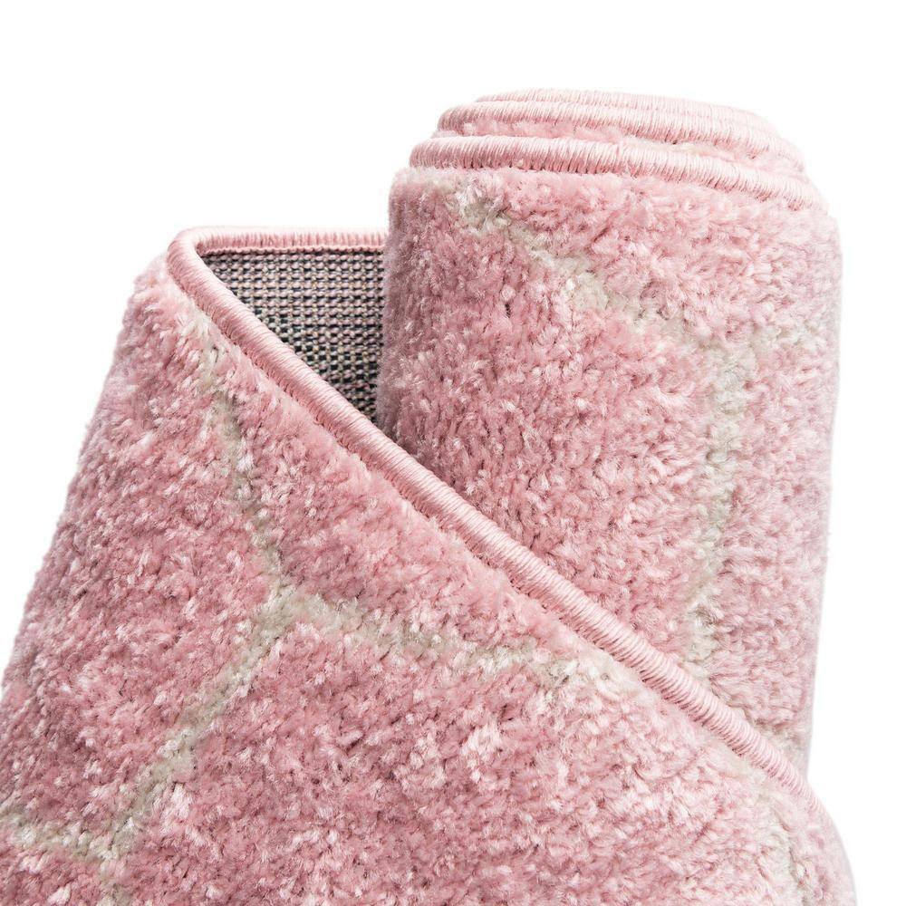 Soft Pink Geometric Trellis 8' x 10' Easy-Care Area Rug