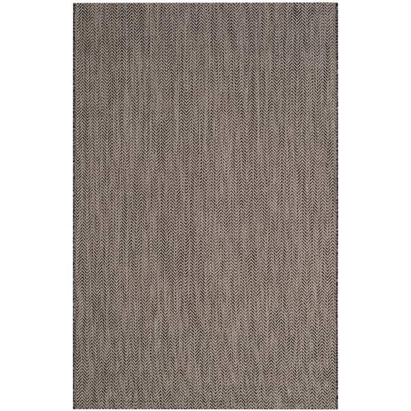 Courtyard Black/Beige 5 ft. x 8 ft. Solid Color Chevron Indoor/Outdoor Area Rug