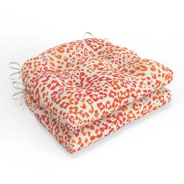 Pillow Perfect Abstract 16 in W x 4 in H Square Outdoor Tufted Wicker Seat Cushion with Ties 2-Count in Sunny Spot Papaya