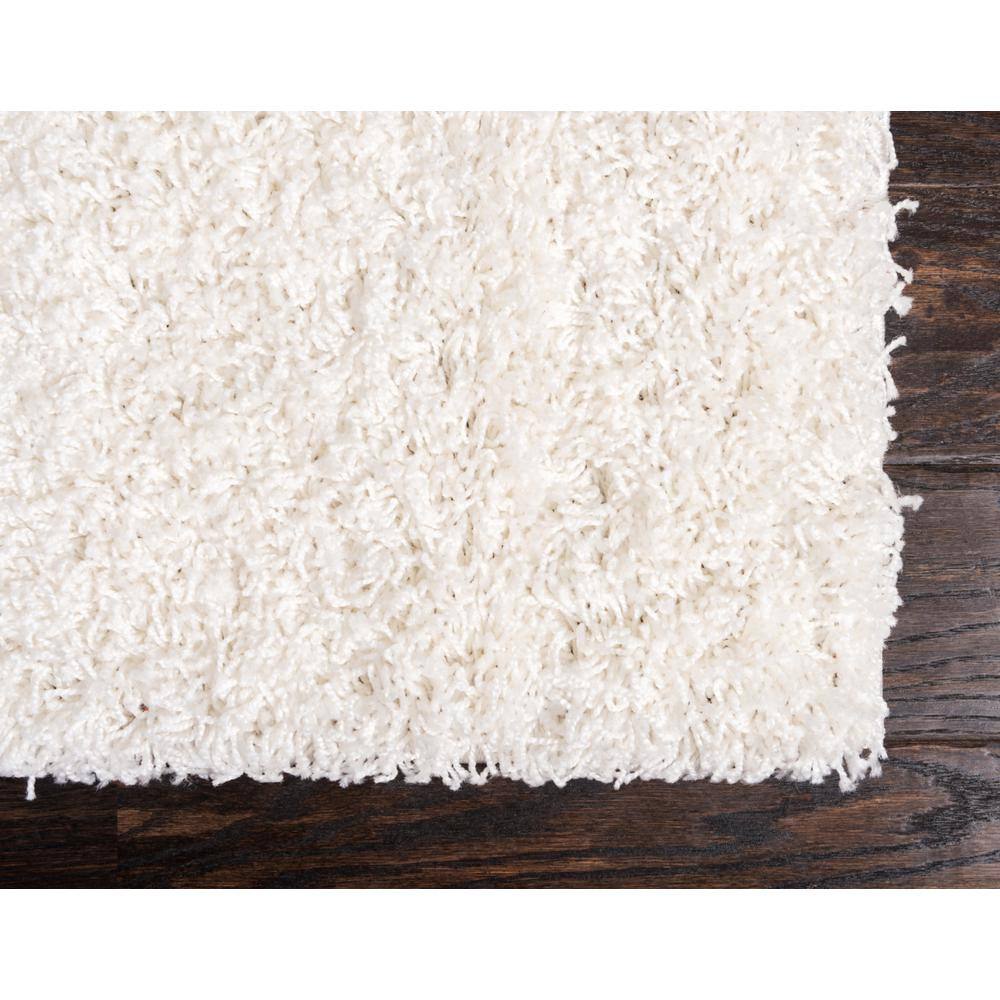 Ivory Bliss 4' x 6' Reversible Solid Shag Rug for Kids