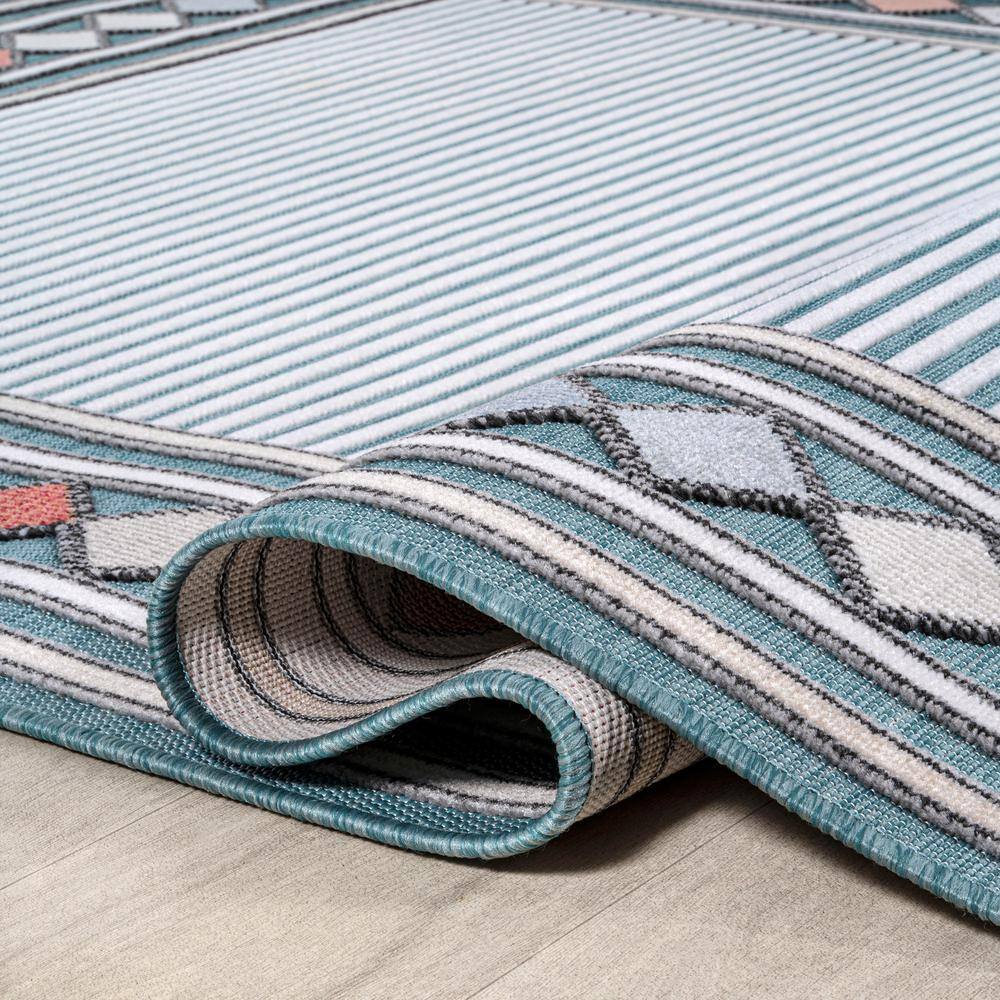 Sebastian Blue and Ivory Geometric Synthetic 5' x 8' Area Rug