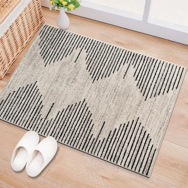 Bohemian Stripes Cream 2 ft. 7 in. x 4 ft. Area Rug