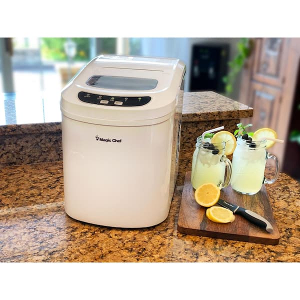 Mágic Chef ICE Maker for Sale in Houston, TX - OfferUp