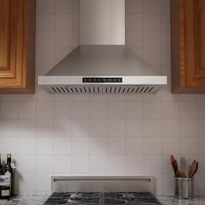 30 in. 600CFM Convertible Wall Mount Range Hood in Stainless Steel with in Low Noise with Dual Motor and Gesture Control