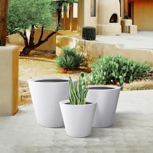 https://images.thdstatic.com/productImages/f5ae772f-ed06-474f-bd83-94b085ec472a/svn/solid-white-plant-pots-pa154s3-8011-64_300.jpg