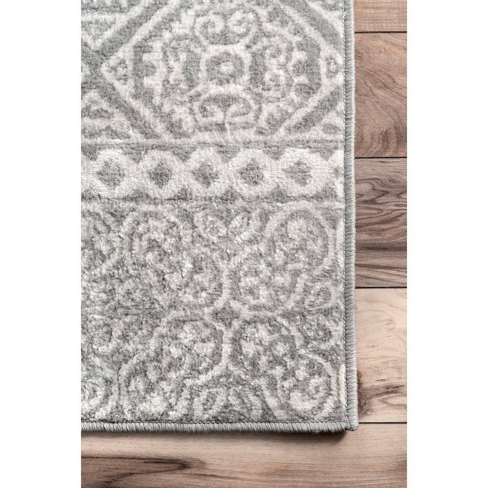 Gray Geometric Synthetic 8' x 10' Area Rug