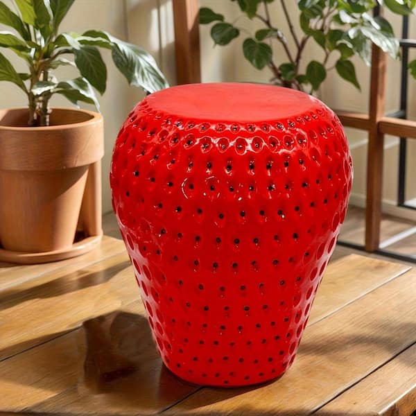 Strawberry Red Plastic Garden Stool Art Deco Indoor Outdoor Decorative Side Table Plant Stand