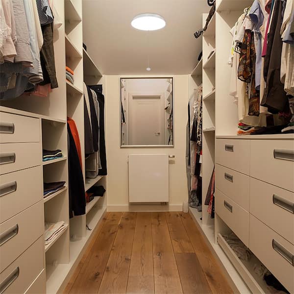 10 in. White Closet Light with Pull Chain LED Flush Mount Ceiling Light 900 Lumens 12W Bright White 4000K