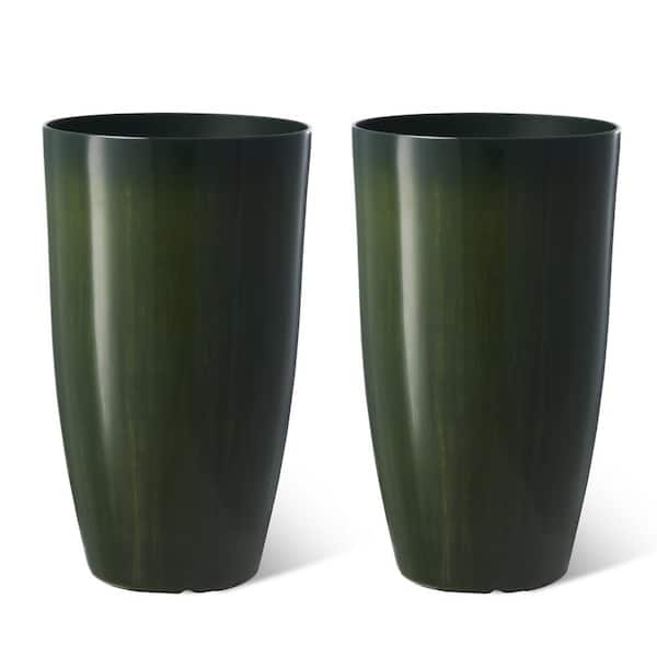 Glitzhome 23.5 in. H Oversized Gradient Green Faux Ceramic Tall Plastic Planter(Set of 2)