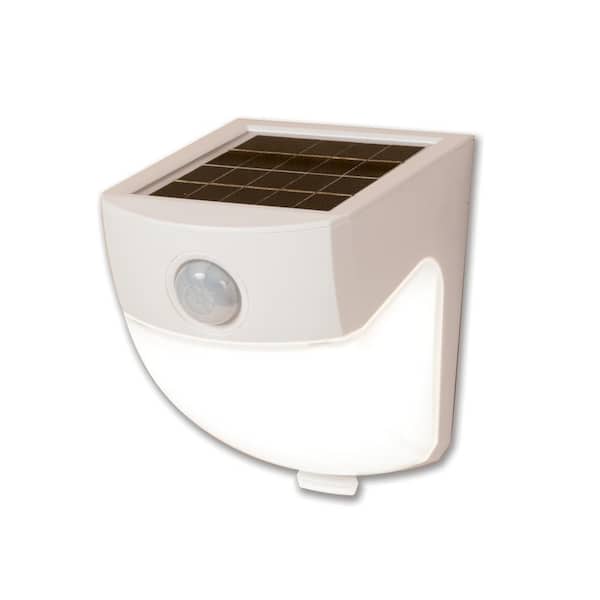 HALO 120-Degree White Motion Activated Sensor Outdoor Solar Powered Wedge Security Light