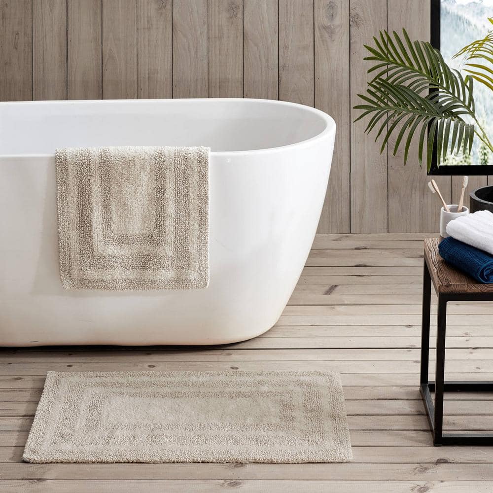 Logan Pastel Grey Cotton Tufted Bath Rug Set