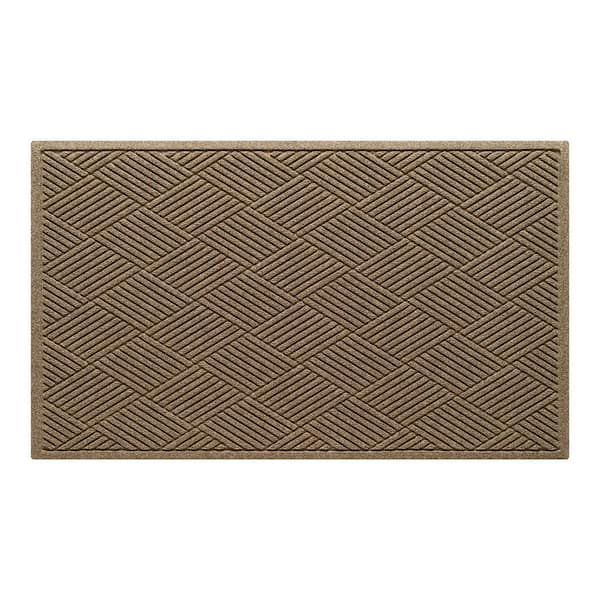 Waterhog Diamonds Camel 35 in. x 59 in. PET Polyester Indoor Outdoor Doormat
