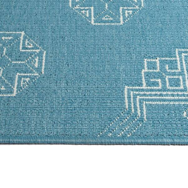 Sunice Collection Lt. Blue 1'9" x 3' Rectangle Residential Indoor-Outdoor Throw Rug