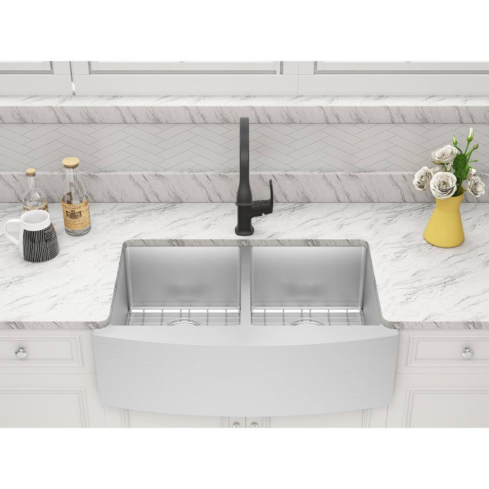 Belleville 33'' Satin Stainless Steel Farmhouse Double Bowl Sink