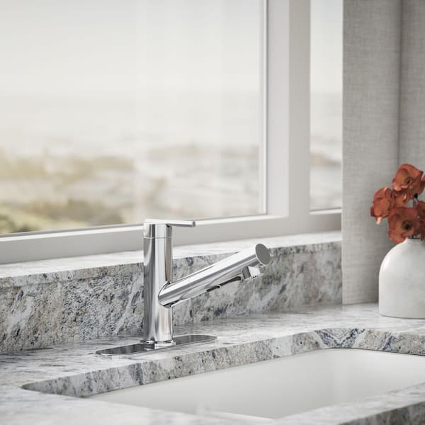 Crue Single-Handle Pull-Out Sprayer Kitchen Faucet in Polished Chrome