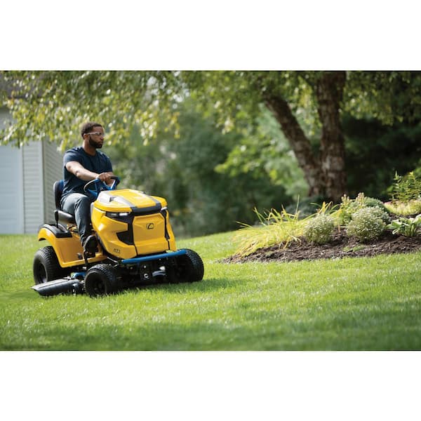 Cub Cadet XT1 Enduro LT 42 in. 56-Volt MAX 60 Ah Battery Lithium-Ion  Electric Drive Cordless Riding Lawn Tractor LT42E - The Home Depot