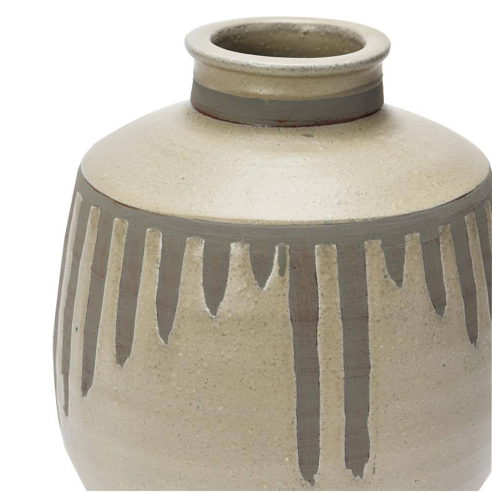 Gray Ceramic Urn-Shaped Table Vase
