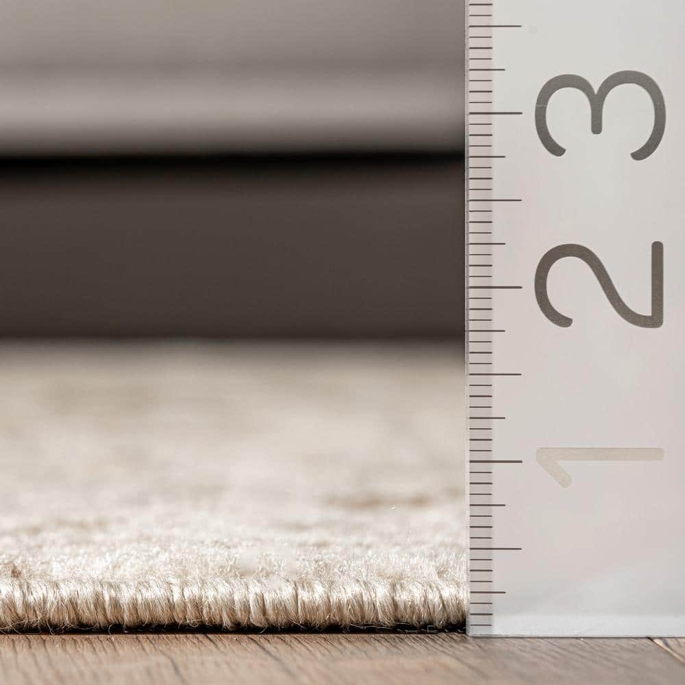 Beige Floral Tufted Synthetic 4' x 6' Area Rug