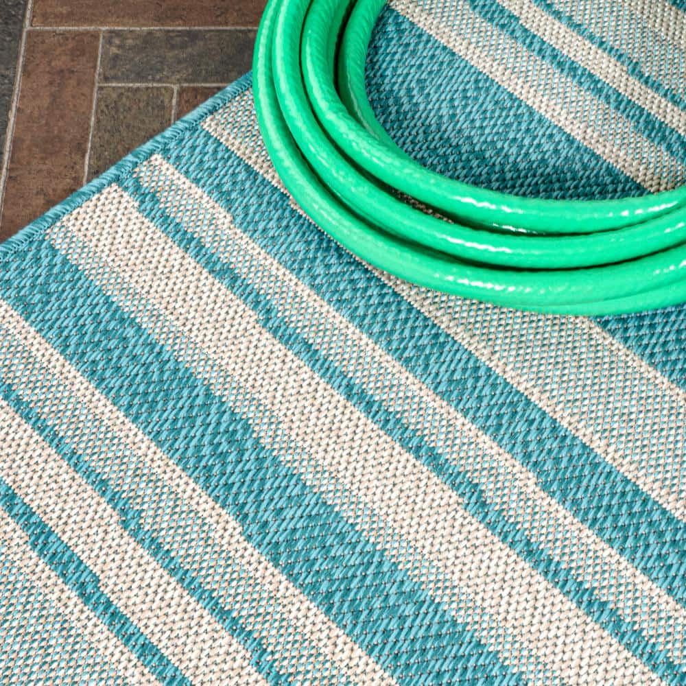 Aqua and Cream Stripe Synthetic 4' x 6' Indoor/Outdoor Rug