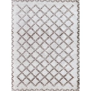 Rugs America Royal Ivory 8 ft. x 10 ft. Indoor Area Rug