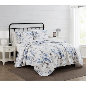 Kasumi White and Blue Floral Full/Queen Microfiber Quilt Set