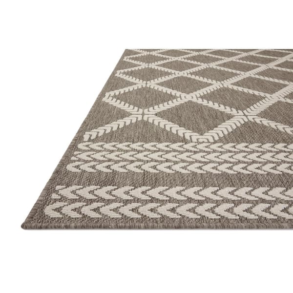 Loloi Rainier Natural/Ivory 5 ft. - 3 in. x 7 ft. - 7 in. Indoor/Outdoor Area Rug