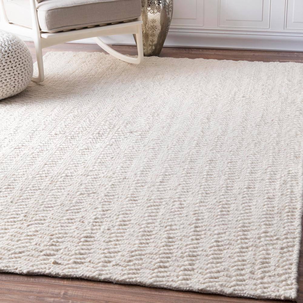 Ivory Chevron Handwoven Wool Square Area Rug, 5' x 8'