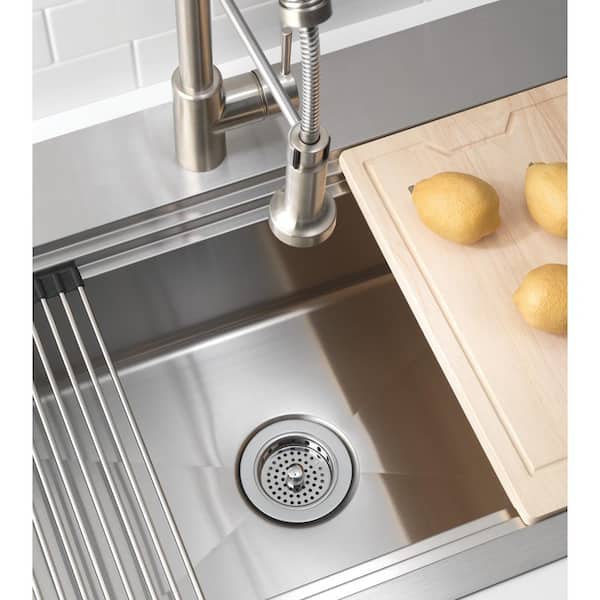 Glacier Bay Cast Brass Kitchen Sink Strainer Stainless steel