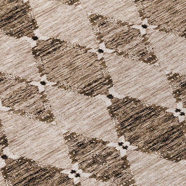 Brown, Chocolate 8 ft. Round Woven Moroccan Polyester Round Indoor / Outdoor Area Rug