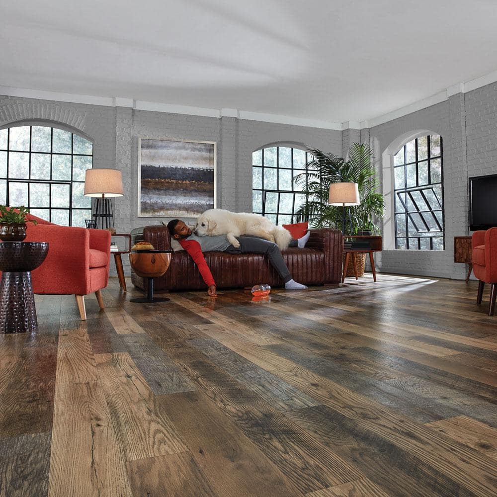 https://images.thdstatic.com/productImages/f6c9233c-9e96-4a1a-8198-0732615d4e02/svn/honeysuckle-oak-pergo-laminate-wood-flooring-lf000988-1d_1000.jpg