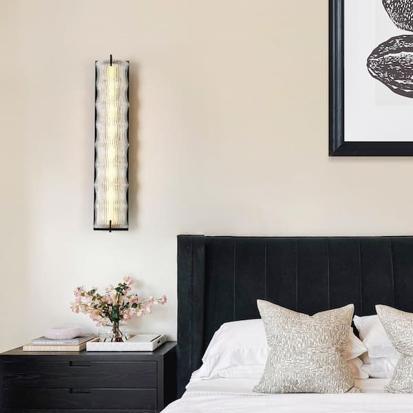 Isthaoncy Modern 1-Light Matte Black Dimmable Wall Sconce with Resin Shade