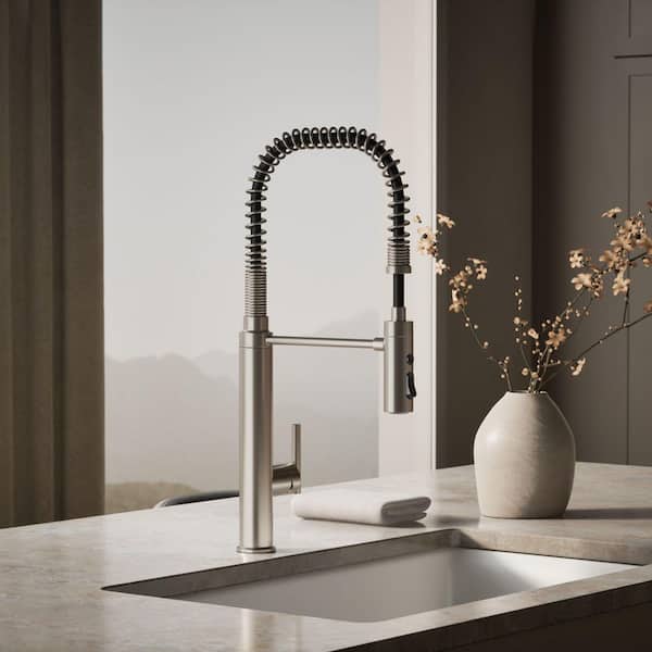 Purist Single-Handle Semiprofessional Kitchen Sink Faucet in Vibrant Stainless