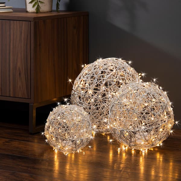 GERSON INTERNATIONAL Assorted Vine Balls with Super Bright White LED Lights (Set of 3)